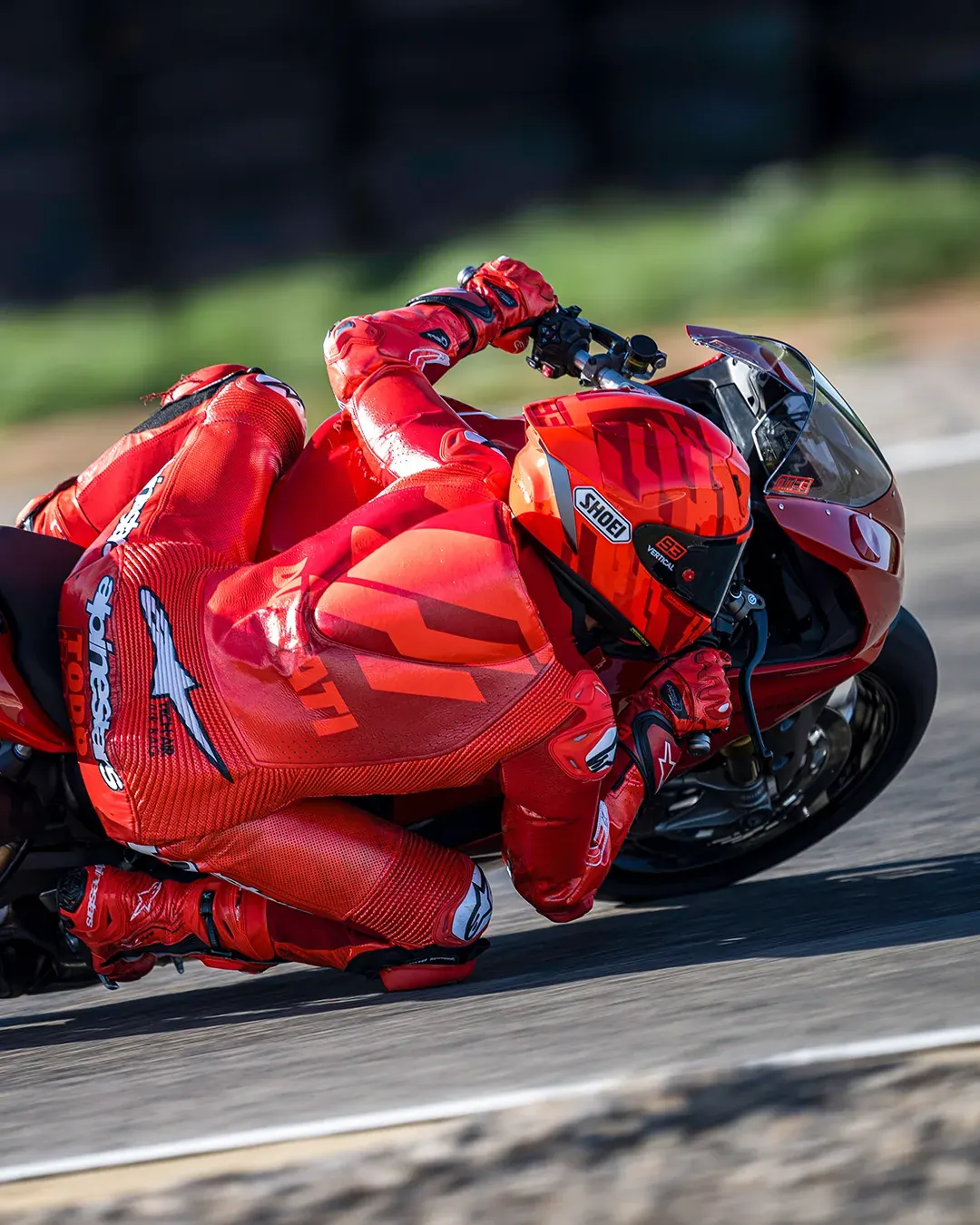 Panigale V2 / V2S — En curva